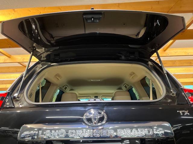 ランドクルーザープラド TX Lパッケージ 4WD 7人乗り サンルーフ 9型BIGX バックカメラ ベージュ革シート ルーフレール 純正19インチアルミ ETC 禁煙車 LEDヘッド オートライト クリアランスソナー レーダークルーズ(52枚目)