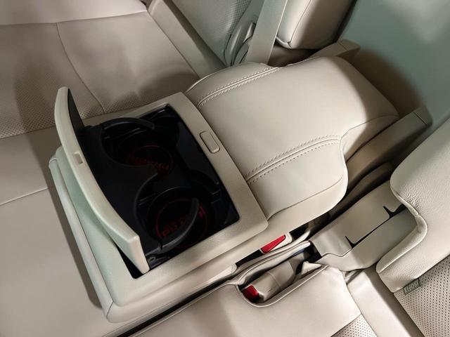 ランドクルーザープラド TX Lパッケージ 4WD 7人乗り サンルーフ 9型BIGX バックカメラ ベージュ革シート ルーフレール 純正19インチアルミ ETC 禁煙車 LEDヘッド オートライト クリアランスソナー レーダークルーズ(62枚目)