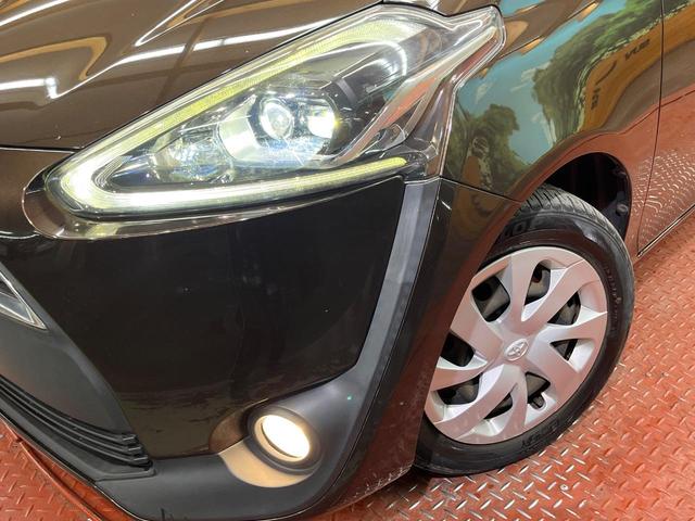 シエンタ G 純正ナビ バックカメラ 両側電動ドア セーフティセンス LEDヘッド オートライト オートハイビーム フロントフォグ スマートキー 革巻きステアリング ステアリングスイッチ(13枚目)