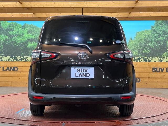 シエンタ G 純正ナビ バックカメラ 両側電動ドア セーフティセンス LEDヘッド オートライト オートハイビーム フロントフォグ スマートキー 革巻きステアリング ステアリングスイッチ(16枚目)