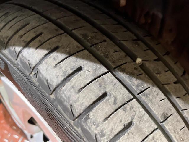 シエンタ G 純正ナビ バックカメラ 両側電動ドア セーフティセンス LEDヘッド オートライト オートハイビーム フロントフォグ スマートキー 革巻きステアリング ステアリングスイッチ(31枚目)