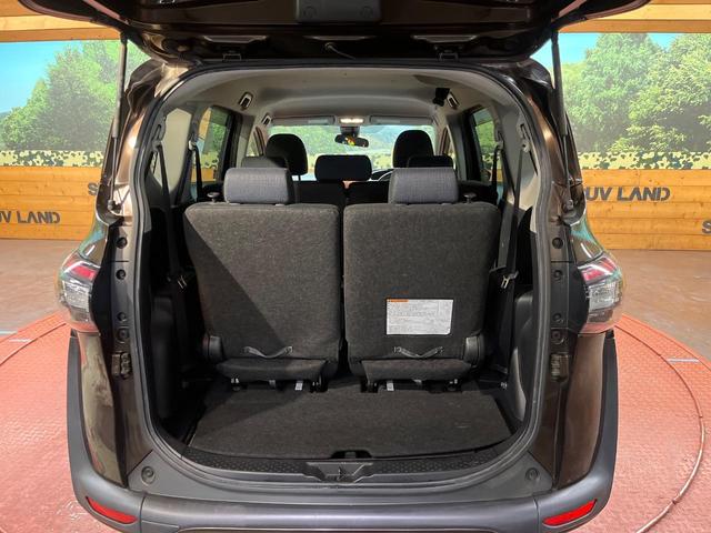 シエンタ G 純正ナビ バックカメラ 両側電動ドア セーフティセンス LEDヘッド オートライト オートハイビーム フロントフォグ スマートキー 革巻きステアリング ステアリングスイッチ(43枚目)