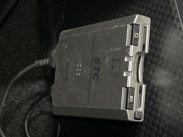 シエンタ Ｇ　純正ナビ　バックカメラ　ドライブレコーダー　ＥＴＣ　両側電動ドア　ＬＥＤヘッド　禁煙車　オートライト　フロントフォグ　スマートキー　オートエアコン　アイドリングストップ（7枚目）