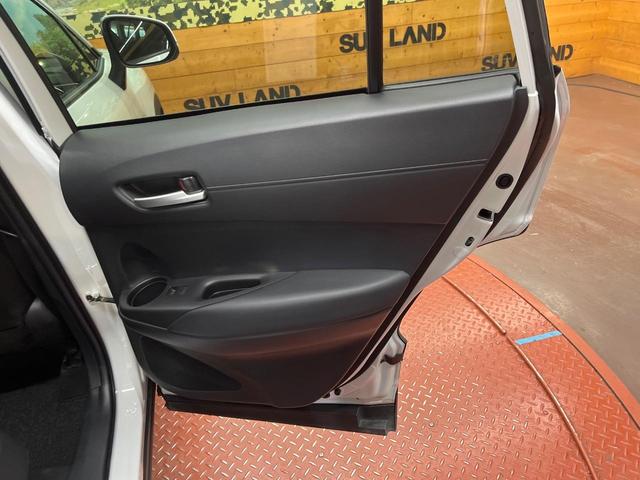 カローラクロス ハイブリッド Z パノラマルーフ 純正10.5型ナビ パノラミックビューモニター シートヒーター パーキングアシスト ドライブレコーダー ETC 半革シート シーケンシャルウィンカー ブラインドスポットモニター(41枚目)