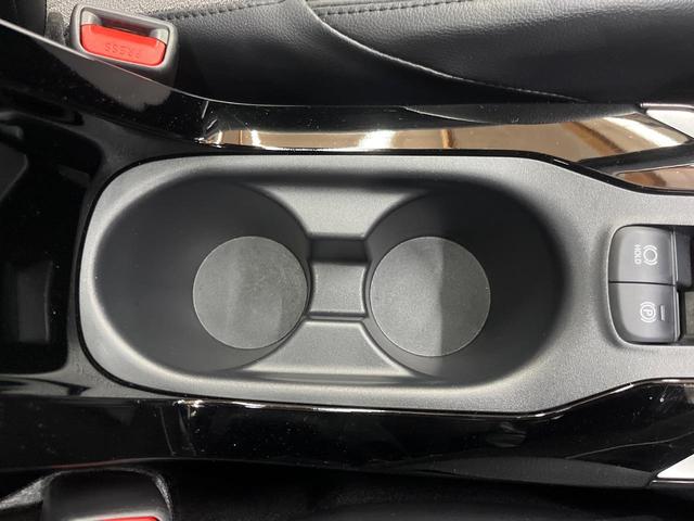 カローラクロス ハイブリッド Z パノラマルーフ 純正10.5型ナビ パノラミックビューモニター シートヒーター パーキングアシスト ドライブレコーダー ETC 半革シート シーケンシャルウィンカー ブラインドスポットモニター(55枚目)