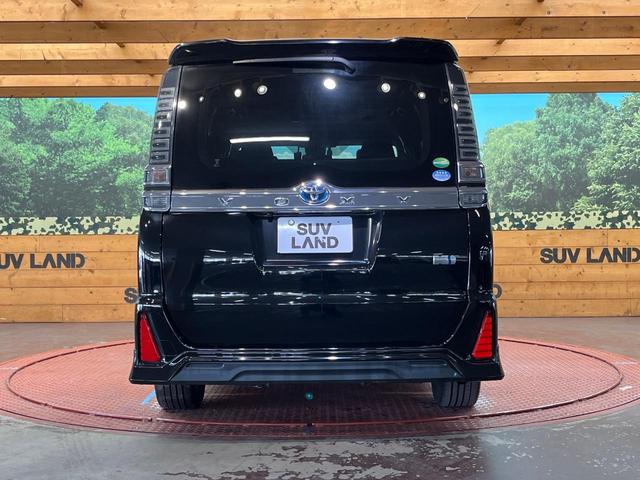 ヴォクシー ハイブリッドＺＳ　煌　ＴＲＤエアロ　両側電動ドア　純正ＳＤナビ　バックカメラ　セーフティセンス　禁煙車　ドラレコ　スマートキー　ＬＥＤヘッド　ＥＴＣ２．０　クルコン　オートハイビーム　車線逸脱警報　オートライト（16枚目）