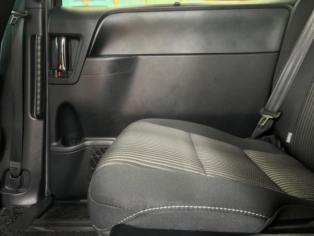 ヴォクシー ハイブリッドＺＳ　煌　ＴＲＤエアロ　両側電動ドア　純正ＳＤナビ　バックカメラ　セーフティセンス　禁煙車　ドラレコ　スマートキー　ＬＥＤヘッド　ＥＴＣ２．０　クルコン　オートハイビーム　車線逸脱警報　オートライト（56枚目）