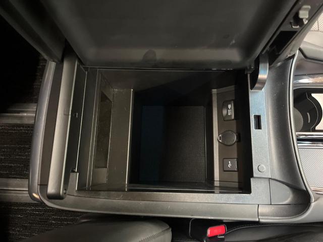 アルファード 2.5S Cパッケージ サンルーフ モデリスタエアロ 両側電動ドア バックカメラ セーフティセンス 100V電源 レーダークルーズ 禁煙車 電動リアゲート 前席シートエアコン 前後席パワーシート ドラレコ コーナーセンサー(73枚目)