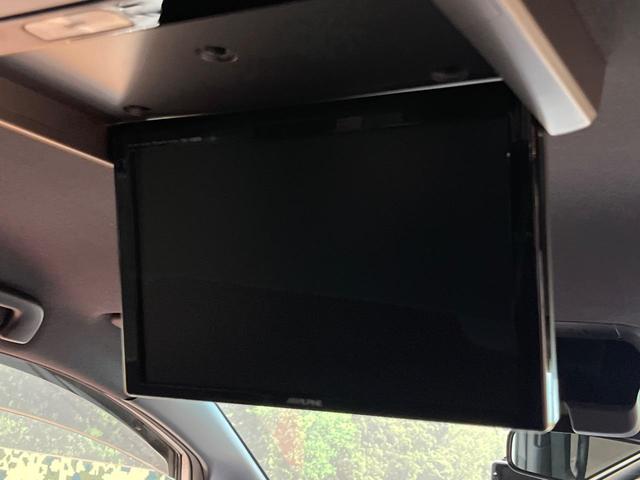 ノア Si ダブルバイビー 4WD 純正9型ナビ フリップダウンモニター バックカメラ 両側電動ドア ドライブレコーダー ETC クルーズコントロール LEDヘッド オートライト オートハイビーム 革巻きステアリング(3枚目)