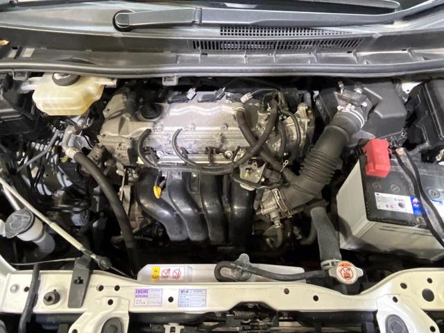 ノア Si ダブルバイビー 4WD 純正9型ナビ フリップダウンモニター バックカメラ 両側電動ドア ドライブレコーダー ETC クルーズコントロール LEDヘッド オートライト オートハイビーム 革巻きステアリング(18枚目)