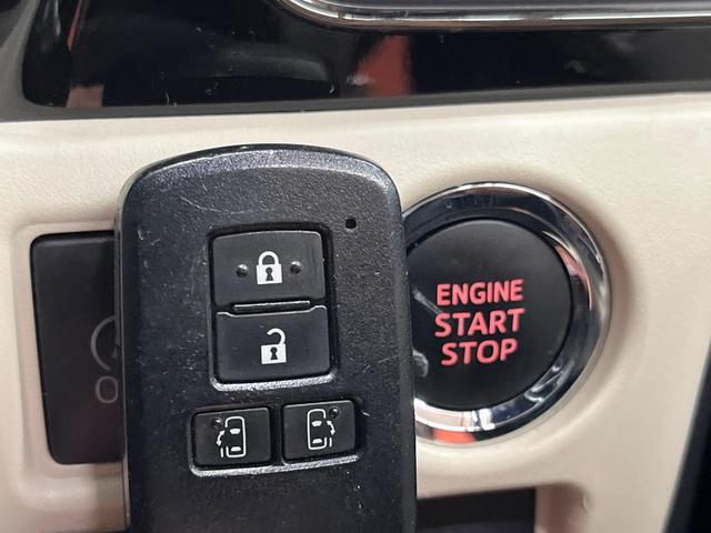 ノア Si ダブルバイビー 4WD 純正9型ナビ フリップダウンモニター バックカメラ 両側電動ドア ドライブレコーダー ETC クルーズコントロール LEDヘッド オートライト オートハイビーム 革巻きステアリング(33枚目)