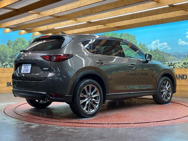 CX-5 XD エクスクルーシブモード 純正ナビ 後席モニター 全周囲カメラ BOSEサウンド スマートシティブレーキサポート レーダークルーズ 禁煙車 電動リアゲート レザーシート 全席シートヒーター 前席シートエアコン ドラレコ(17枚目)