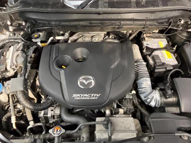CX-5 XD エクスクルーシブモード 純正ナビ 後席モニター 全周囲カメラ BOSEサウンド スマートシティブレーキサポート レーダークルーズ 禁煙車 電動リアゲート レザーシート 全席シートヒーター 前席シートエアコン ドラレコ(18枚目)