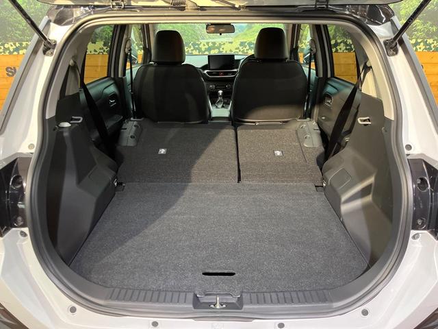 ロッキー プレミアムG HEV フルエアロ 全周囲カメラ スマートアシスト レーダークルーズ 100V電源 禁煙車 ハーフレザーシート ドラレコ レーンアシスト コーナーセンサー スマートキー LEDヘッド ビルトインETC(45枚目)