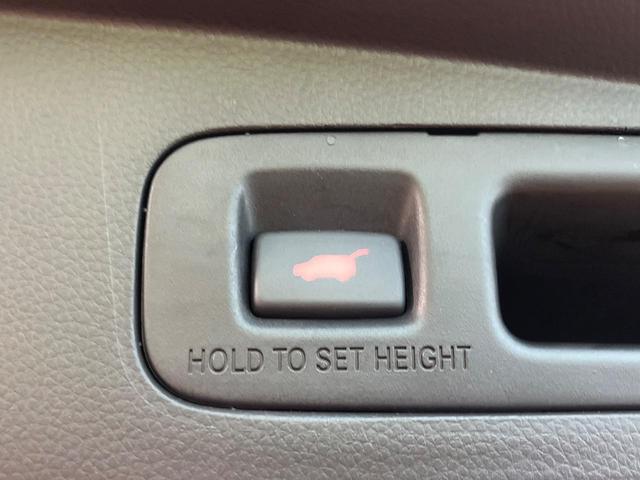 ステップワゴン e:HEVスパーダ プレミアムライン 両側電動ドア 11型純正ナビ 15型後席モニター 全周囲カメラ ホンダセンシング レーダークルーズ 禁煙車 電動リアゲート ハーフレザーシート ドラレコ コーナーセンサー スマートキー LEDヘッド(39枚目)