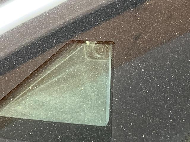 アルファード ２．５Ｇ　両側電動スライド　９型純正ナビ　フリップダウン　バックカメラ　ＡＣ１００Ｖ電源　レーダークルーズ　禁煙車　パワーバックドア　合皮シート　シートヒーター　シートエアコン（7枚目）