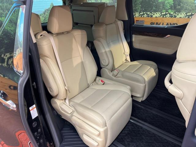 アルファード ２．５Ｇ　両側電動スライド　９型純正ナビ　フリップダウン　バックカメラ　ＡＣ１００Ｖ電源　レーダークルーズ　禁煙車　パワーバックドア　合皮シート　シートヒーター　シートエアコン（9枚目）