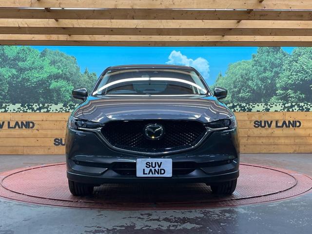 ＣＸ－５ ＸＤ　Ｌパッケージ　４ＷＤ　ディーゼル　純正ナビ　バックカメラ　ＢＯＳＥサウンド　スマートブレーキサポート　レーダークルーズ　禁煙車　パワーバックドア　本革黒シート　全席シートヒーター　ＥＴＣ（14枚目）