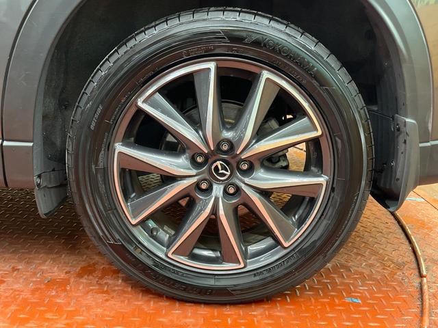 ＣＸ－５ ＸＤ　Ｌパッケージ　４ＷＤ　ディーゼル　純正ナビ　バックカメラ　ＢＯＳＥサウンド　スマートブレーキサポート　レーダークルーズ　禁煙車　パワーバックドア　本革黒シート　全席シートヒーター　ＥＴＣ（33枚目）