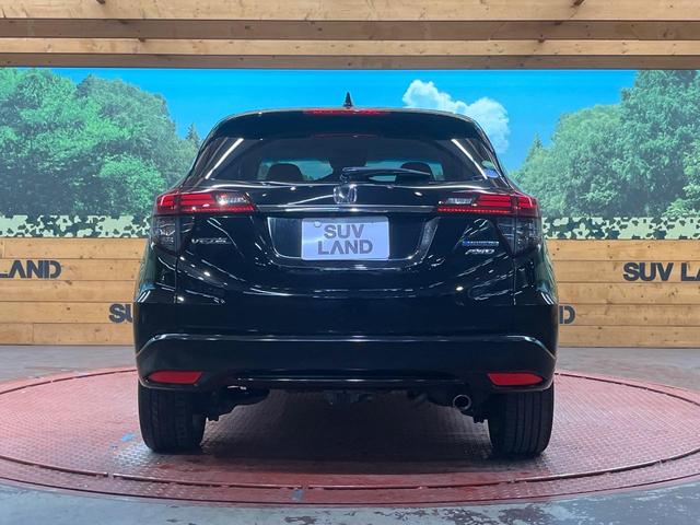 ヴェゼル ハイブリッドＺ・ホンダセンシング　４ＷＤ　純正ナビ　バックカメラ　寒冷地仕様　ホンダセンシング　レーダークルーズ　禁煙車　ハーフレザーシート　シートヒーター　コーナーセンサー　ＬＥＤヘッド　ビルトインＥＴＣ　純正１７インチアルミ（15枚目）