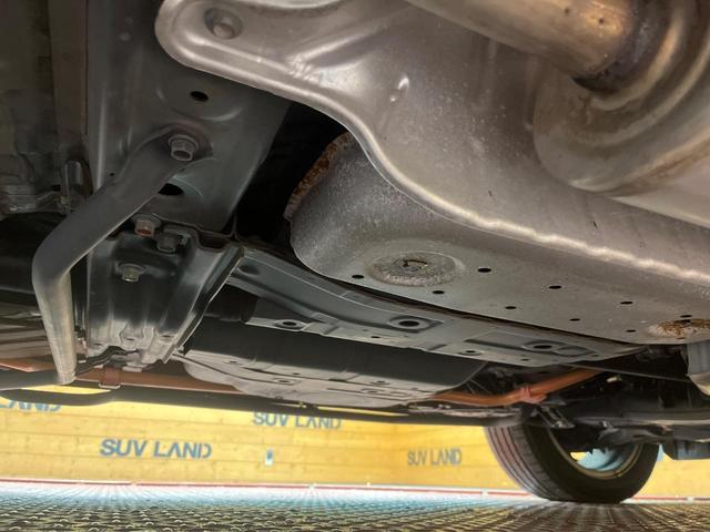 ヴェゼル ハイブリッドＺ・ホンダセンシング　４ＷＤ　純正ナビ　バックカメラ　寒冷地仕様　ホンダセンシング　レーダークルーズ　禁煙車　ハーフレザーシート　シートヒーター　コーナーセンサー　ＬＥＤヘッド　ビルトインＥＴＣ　純正１７インチアルミ（22枚目）