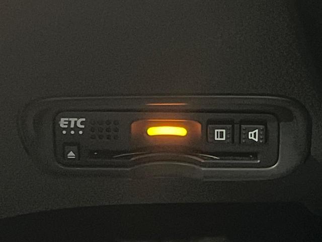 ヴェゼル ハイブリッドＺ・ホンダセンシング　４ＷＤ　純正ナビ　バックカメラ　寒冷地仕様　ホンダセンシング　レーダークルーズ　禁煙車　ハーフレザーシート　シートヒーター　コーナーセンサー　ＬＥＤヘッド　ビルトインＥＴＣ　純正１７インチアルミ（34枚目）