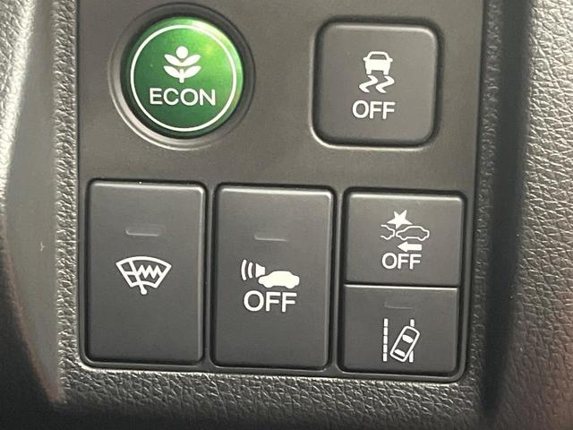 ヴェゼル ハイブリッドＺ・ホンダセンシング　４ＷＤ　純正ナビ　バックカメラ　寒冷地仕様　ホンダセンシング　レーダークルーズ　禁煙車　ハーフレザーシート　シートヒーター　コーナーセンサー　ＬＥＤヘッド　ビルトインＥＴＣ　純正１７インチアルミ（39枚目）