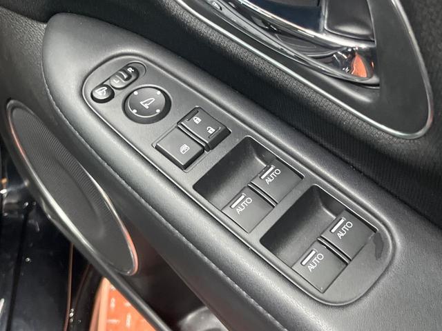 ヴェゼル ハイブリッドＺ・ホンダセンシング　４ＷＤ　純正ナビ　バックカメラ　寒冷地仕様　ホンダセンシング　レーダークルーズ　禁煙車　ハーフレザーシート　シートヒーター　コーナーセンサー　ＬＥＤヘッド　ビルトインＥＴＣ　純正１７インチアルミ（57枚目）