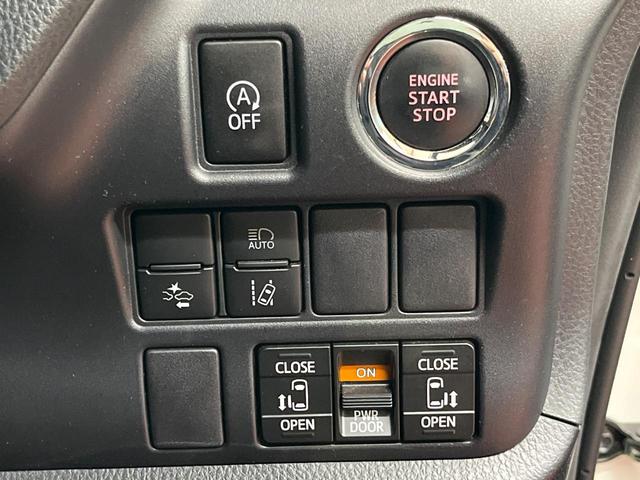 ヴォクシー ＺＳ　煌ＩＩ　４ＷＤ　モデリスタエアロ　両側電動ドア　純正ナビ　バックカメラ　セーフティセンス　ＬＥＤヘッド　ビルトインＥＴＣ　クルコン　純正１６インチアルミ　オートハイビーム　車線逸脱警報　オートライト（4枚目）