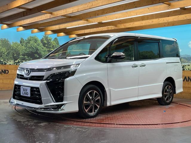 ヴォクシー ＺＳ　煌ＩＩ　４ＷＤ　モデリスタエアロ　両側電動ドア　純正ナビ　バックカメラ　セーフティセンス　ＬＥＤヘッド　ビルトインＥＴＣ　クルコン　純正１６インチアルミ　オートハイビーム　車線逸脱警報　オートライト（24枚目）