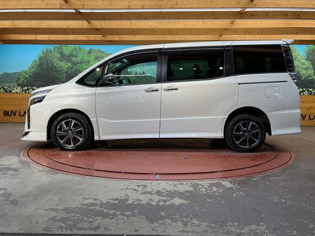 ヴォクシー ＺＳ　煌ＩＩ　４ＷＤ　モデリスタエアロ　両側電動ドア　純正ナビ　バックカメラ　セーフティセンス　ＬＥＤヘッド　ビルトインＥＴＣ　クルコン　純正１６インチアルミ　オートハイビーム　車線逸脱警報　オートライト（26枚目）