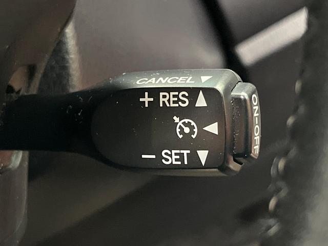 ヴォクシー ＺＳ　煌ＩＩ　４ＷＤ　モデリスタエアロ　両側電動ドア　純正ナビ　バックカメラ　セーフティセンス　ＬＥＤヘッド　ビルトインＥＴＣ　クルコン　純正１６インチアルミ　オートハイビーム　車線逸脱警報　オートライト（40枚目）