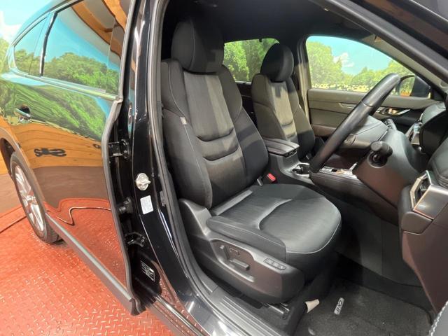 ＣＸ－８ ２５Ｔ　プロアクティブ　４ＷＤ　マツダコネクト　全周囲カメラ　スマートブレーキ　レーダークルーズ　禁煙車　電動リアゲート　パワーシート　ドラレコ　コーナーセンサー　スマートキー　ＬＥＤヘッド　ＥＴＣ（8枚目）