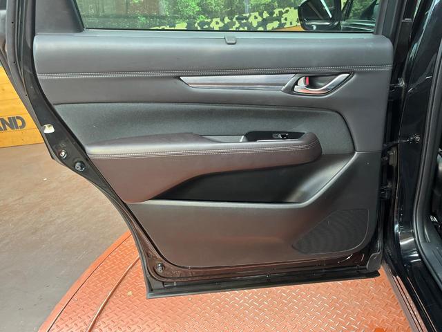 ＣＸ－８ ２５Ｔ　プロアクティブ　４ＷＤ　マツダコネクト　全周囲カメラ　スマートブレーキ　レーダークルーズ　禁煙車　電動リアゲート　パワーシート　ドラレコ　コーナーセンサー　スマートキー　ＬＥＤヘッド　ＥＴＣ（62枚目）