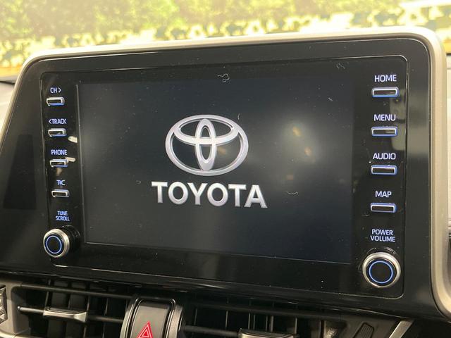 【純正ナビ】人気の純正ナビを装備。オーディオ機能も充実しており、Ｂｌｕｅｔｏｏｔｈ接続すればお持ちのスマホやＭＰ３プレイヤーの音楽を再生可能！毎日の運転がさらに楽しくなります！！