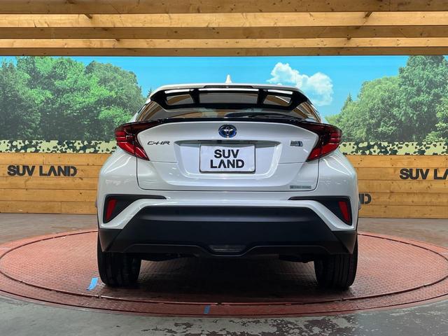 安心の最長１０年・走行無制限保証（有償）をご用意。保証内容も充実はもちろん、無料点検＆オイル交換や、年中無休の全国・２４時間ロードサービスも付帯されておりますのでご安心下さい。