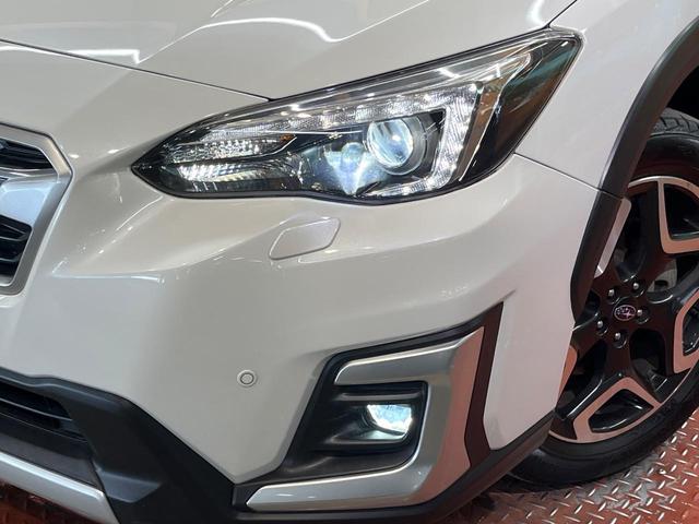 ＸＶ アドバンス　４ＷＤ　純正８型ナビ　サイド＆バックカメラ　アイサイト　レーダークルーズ　禁煙車　電動リアゲート　ハーフレザーシート　ドラレコ　コーナーセンサー　スマートキー　ＬＥＤヘッド　オートエアコン（12枚目）