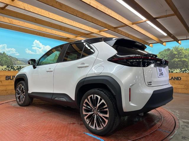 ヤリスクロス ハイブリッドZ 全周囲カメラ セーフティセンス レーダークルーズ 禁煙車 ハーフレザーシート パワーシート シートヒーター コーナーセンサー LEDヘッド ETC 純正18インチアルミ(26枚目)