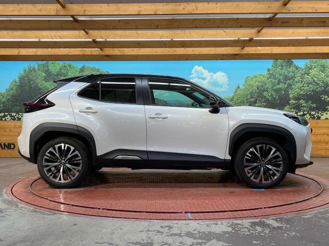 ヤリスクロス ハイブリッドZ 全周囲カメラ セーフティセンス レーダークルーズ 禁煙車 ハーフレザーシート パワーシート シートヒーター コーナーセンサー LEDヘッド ETC 純正18インチアルミ(27枚目)