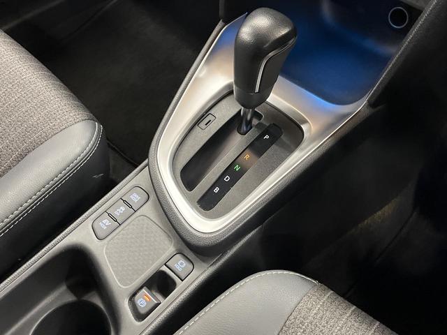 ヤリスクロス ハイブリッドZ 全周囲カメラ セーフティセンス レーダークルーズ 禁煙車 ハーフレザーシート パワーシート シートヒーター コーナーセンサー LEDヘッド ETC 純正18インチアルミ(49枚目)