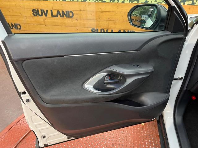 ヤリスクロス ハイブリッドZ 全周囲カメラ セーフティセンス レーダークルーズ 禁煙車 ハーフレザーシート パワーシート シートヒーター コーナーセンサー LEDヘッド ETC 純正18インチアルミ(50枚目)