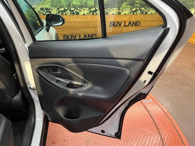 ヤリスクロス ハイブリッドZ 全周囲カメラ セーフティセンス レーダークルーズ 禁煙車 ハーフレザーシート パワーシート シートヒーター コーナーセンサー LEDヘッド ETC 純正18インチアルミ(53枚目)