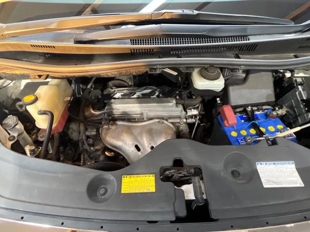 ヴェルファイア ２．４Ｚ　ゴールデンアイズ　純正ナビ　フリップダウンモニター　全周囲カメラ　両側電動ドア　禁煙車　電動リアゲート　ハーフレザーシート　コーナーセンサー　スマートキー　ＨＩＤヘッド　ＥＴＣ　クルコン（18枚目）