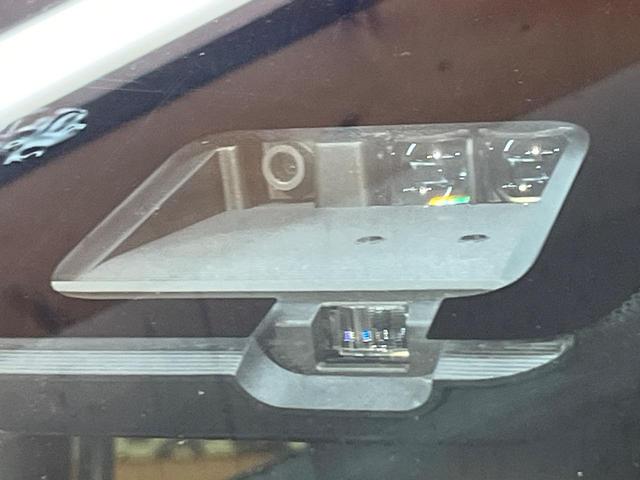 デリカD:5 P 4WD ディーゼル 純正10型SDナビ 両側電動ドア 全周囲カメラ e-Assist レーダークルーズ 禁煙車 電動リアゲート パワーシート ドラレコ スマートキー LEDヘッド(6枚目)