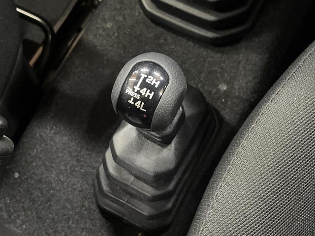 ジムニー ＸＬ　ＭＴ車　純正ナビ　セーフティサポート　禁煙車　ビルトインＥＴＣ　シートヒーター　スマートキー　オートハイビーム　車線逸脱警報　オートライト　オートエアコン（39枚目）