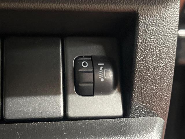 ジムニー ＸＬ　ＭＴ車　純正ナビ　セーフティサポート　禁煙車　ビルトインＥＴＣ　シートヒーター　スマートキー　オートハイビーム　車線逸脱警報　オートライト　オートエアコン（48枚目）