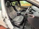 カローラクロス ハイブリッド Z 4WD パノラマルーフ 純正9型ナビ 全周囲カメラ 寒冷地仕様 AC100V電源 トヨタセーフティセンス レーダークルーズ 禁煙車 パワーバックドア ハーフレザーシート 運転席パワーシート ETC(8枚目)
