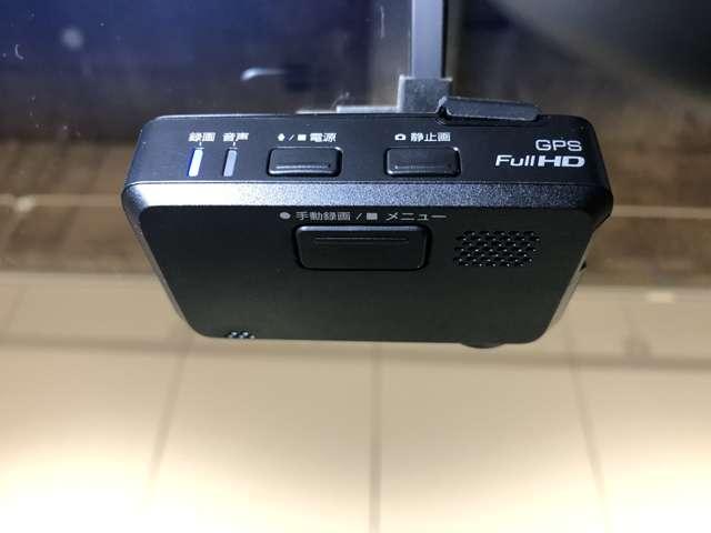 エルグランド ２．５　２５０ハイウェイスターＳ　アーバンクロム　ワンオーナー　純正８インチメモリーナビ（14枚目）
