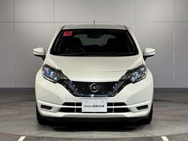 ノート e-パワー X ☆純正CDラジオ☆エマージェンシーブレーキ☆ETC☆ハイビームアシスト☆車線逸脱警報☆横滑り防止機能☆オートライト☆電動格納ミラー☆オートライト☆(6枚目)