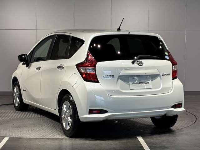 ノート e-パワー X ☆純正CDラジオ☆エマージェンシーブレーキ☆ETC☆ハイビームアシスト☆車線逸脱警報☆横滑り防止機能☆オートライト☆電動格納ミラー☆オートライト☆(8枚目)